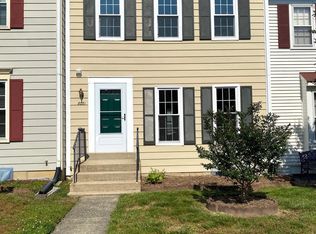 8081 Barcarole Ct, Springfield, VA 22153