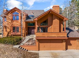25833 Gateway Dr, Golden, CO 80401