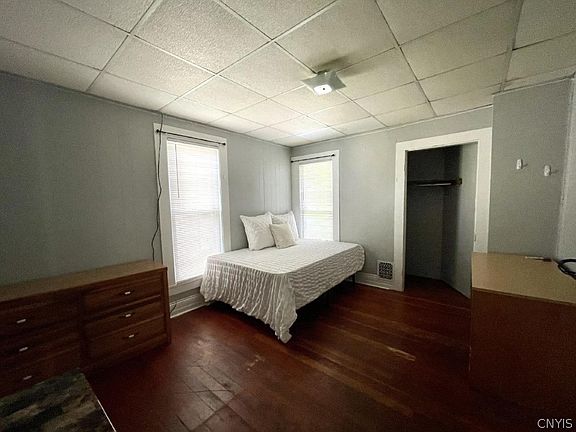 5th image of 31 Clayton Ave