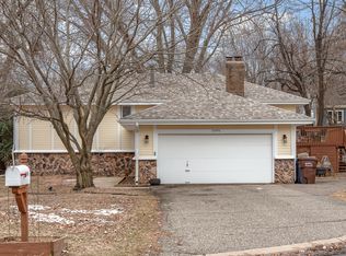 12240 48th Pl N, Plymouth, MN 55442