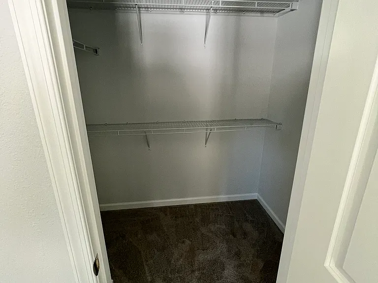 606 Mason Ave — Photo 41