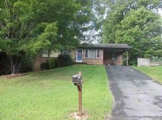 305 Lisa Ln, Piney Flats, TN 37686