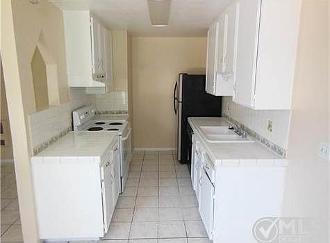 4th image of 1641 Pentecost Way Unit 8
