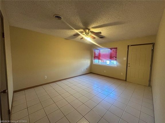 2nd image of 315 S 42nd St