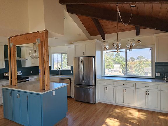 2nd image of 12 Mesa Way