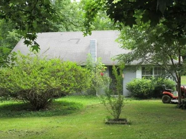 157 Hickory Ave