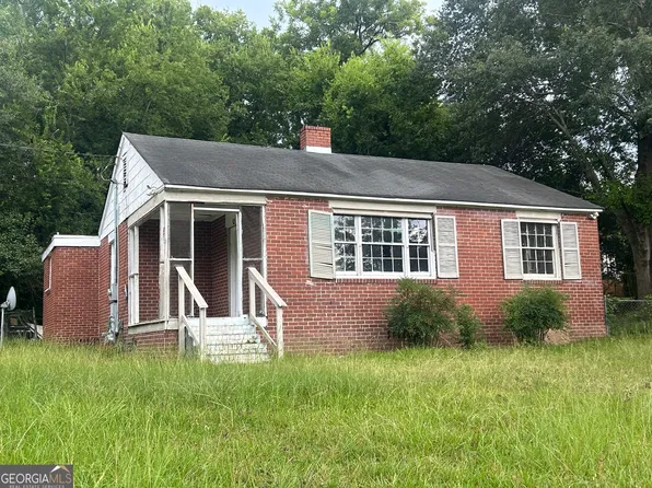 1336 Peavy Dr, Macon, GA 31206