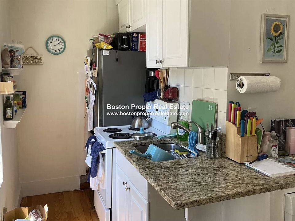 108 Myrtle St. #14 Boston - Beacon Hill Unit Photo 4 (1)