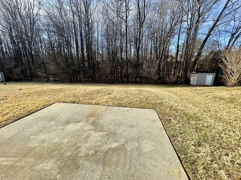 125 Primrose Ln #B — Photo 8