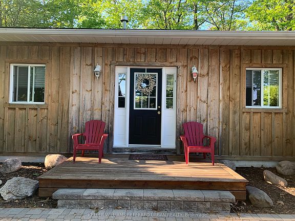3rd image of 1833 Tiny Beaches Rd S