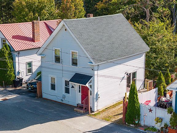 3rd image of 95 Charles Street