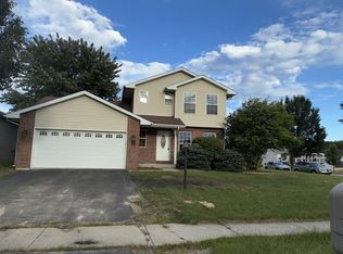 12421 Tippecanoe Pl, Crown Point, IN 46307