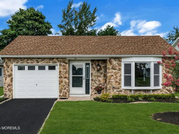75 Mansfield Drive, Brick, NJ 08724