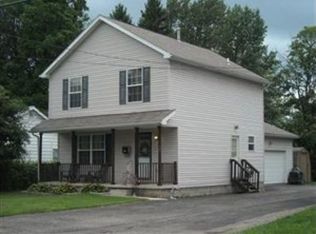 1227 Prospect St, Barberton, OH 44203