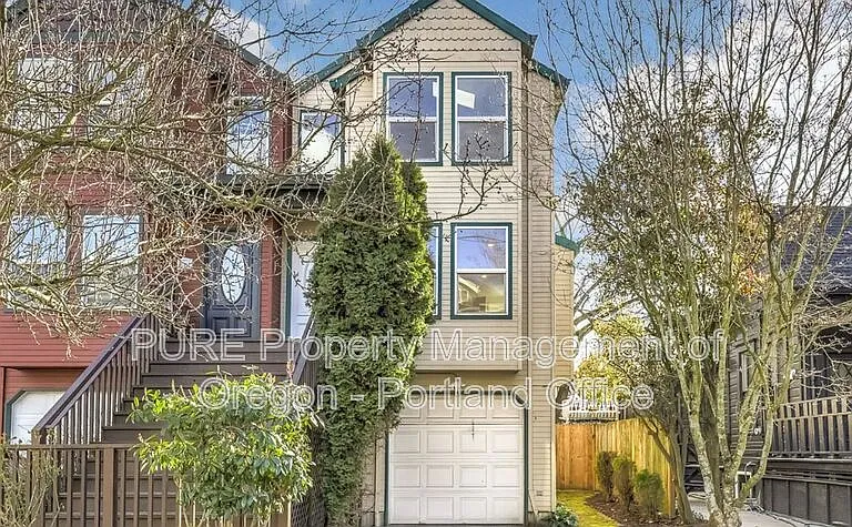 310 NE Morris St — Photo 2
