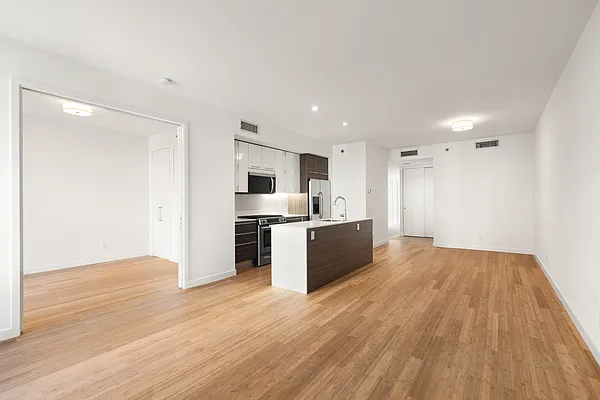 Living room, photo 1