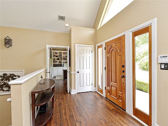 4th image of 4204 Love Bird Ln