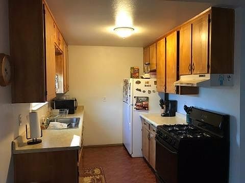 2nd image of 13425 E Cypress Ave