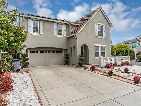 2nd image of 178 Sienna Way