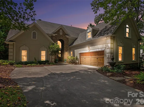 21300 Blakely Shores Dr, Cornelius, NC 28031