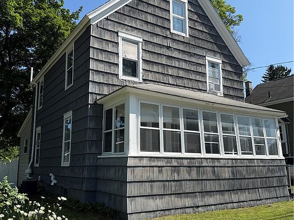 2nd image of 56 Evergreen St