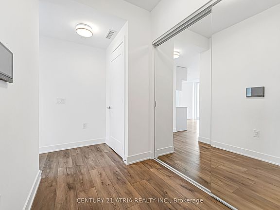 4th image of 575 Bloor St E #3308
