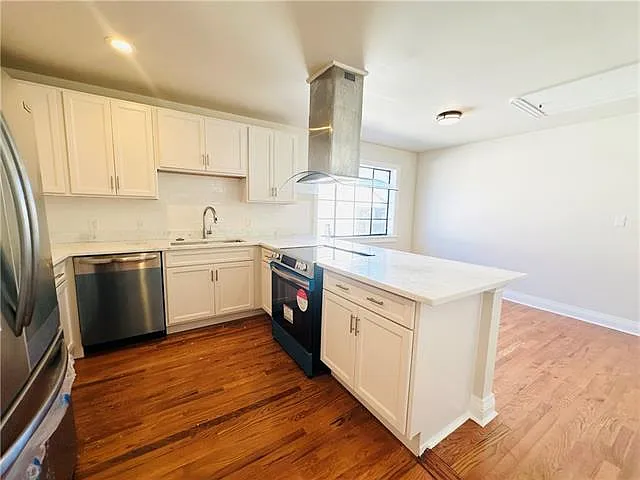 914 N Broad St — Photo 12