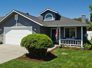 727 SE Magnoni Dr, College Place, WA 99324
