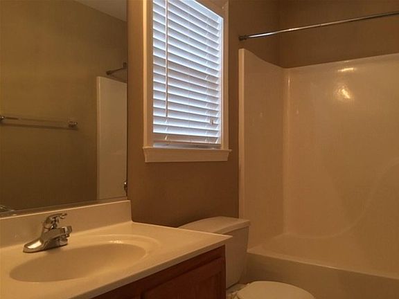 3rd image of 4304 Stone Mountain Dr