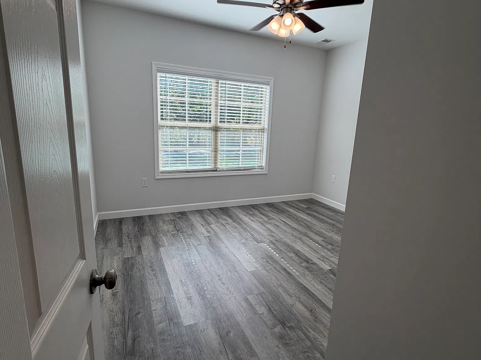 2 bed, $1,150 — Photo 4
