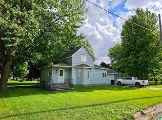 115 Cross St, Early, IA 50535