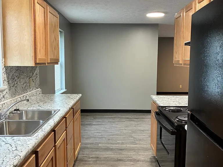 505 S 13th 1/2 St — Photo 14