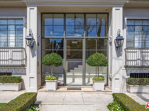 3rd image of 9601 Charleville Blvd APT 12