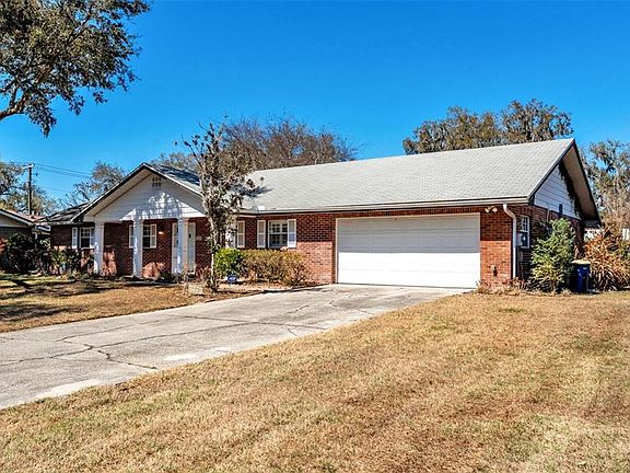 3rd image of 1220 Spring Ct