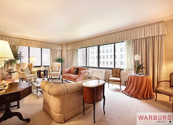 Sold by Warburg | media 22