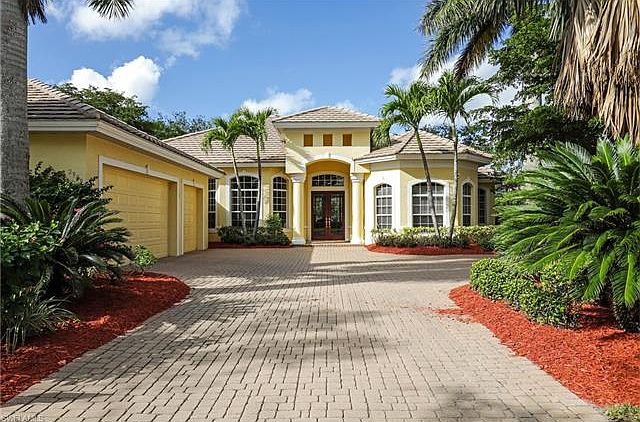 1st image of 2999 Gardens Blvd