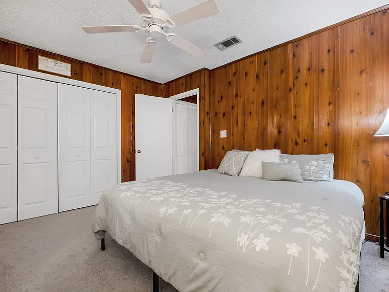 2203 Sandpiper St — Photo 15