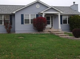 937 Haversham Dr, Saint Charles, MO 63304