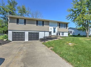 1525 Westside Dr, Mt Zion, IL