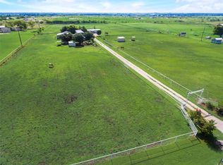 1452 Plover Cir, Ponder, TX 76259