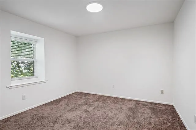 2322 Palmer Ave — Photo 11