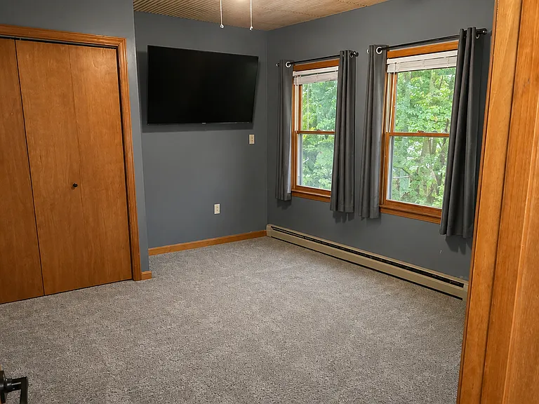 252 McGuffey Ridge Rd — Photo 15