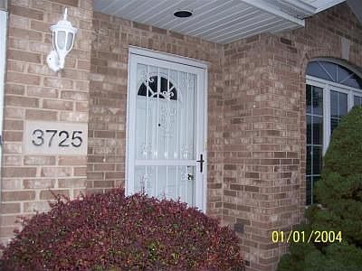 2nd image of 3725 Sandalwood Dr