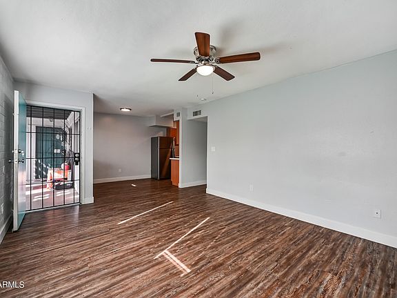 5th image of 1518 W Colter St APT 5
