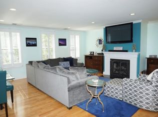 33 Chestnut St APT 204, Boston, MA 02129