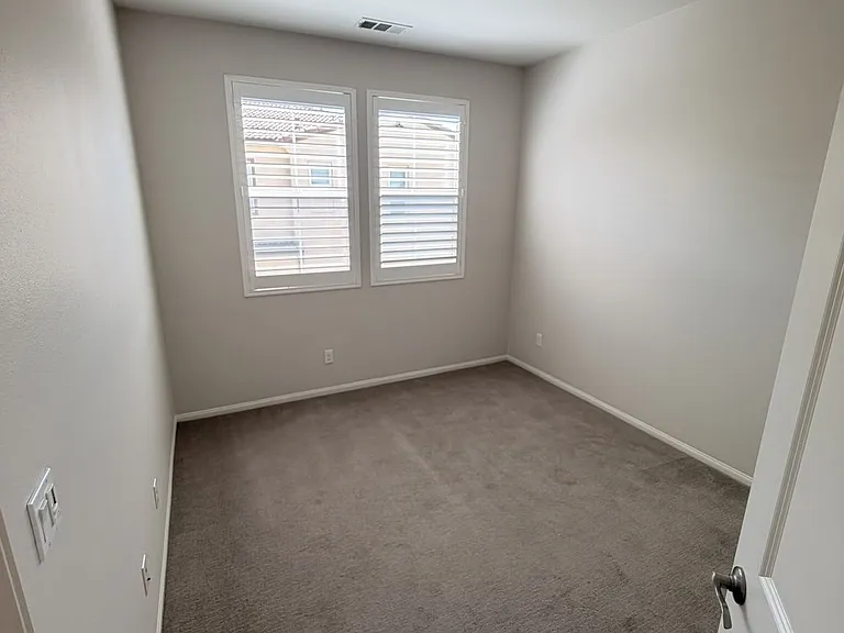 6386 Pegasus Ct — Photo 18