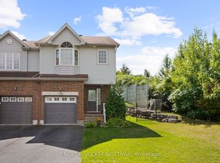 135 Challenge Cres, Ottawa, ON K4A0T9