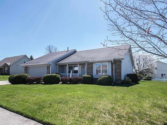 2nd image of 1404 Knoll Crest Dr