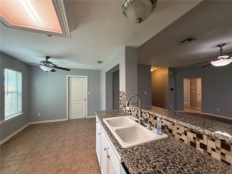 6629 Kodiak Dr — Photo 12