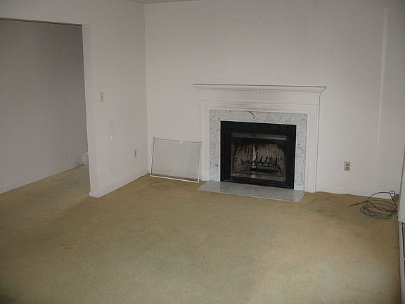 LR with Fireplace